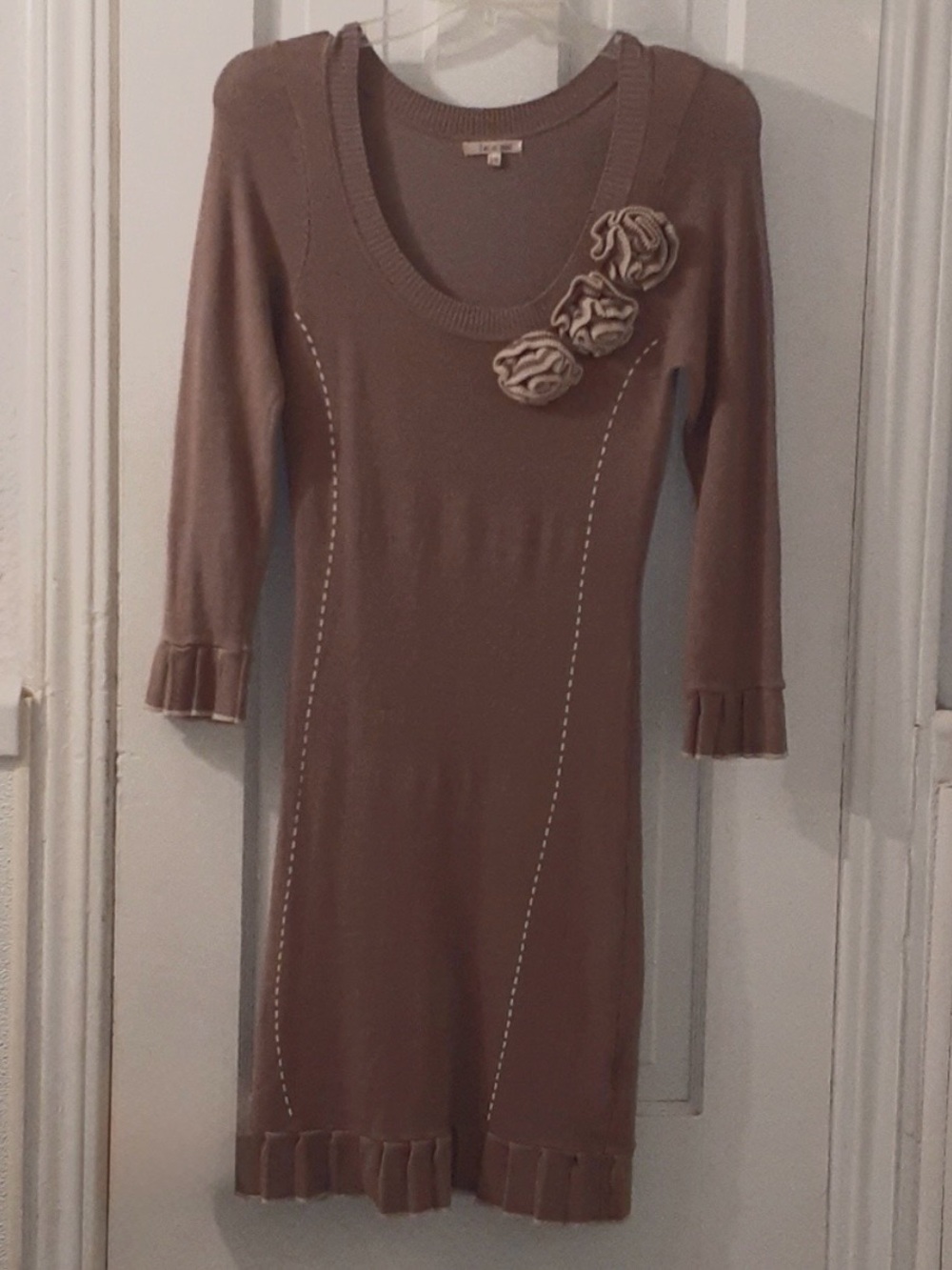 Toi et Moi Taupe mauve Long-Sleeve sweater Knit Dress with Rosette and ruffle